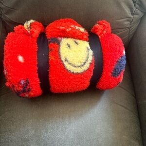 Smilie face blanket